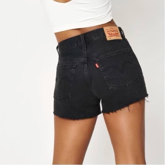 Levi’s 501 Mid-Rise Denim Shorts - Picture 2 of 11